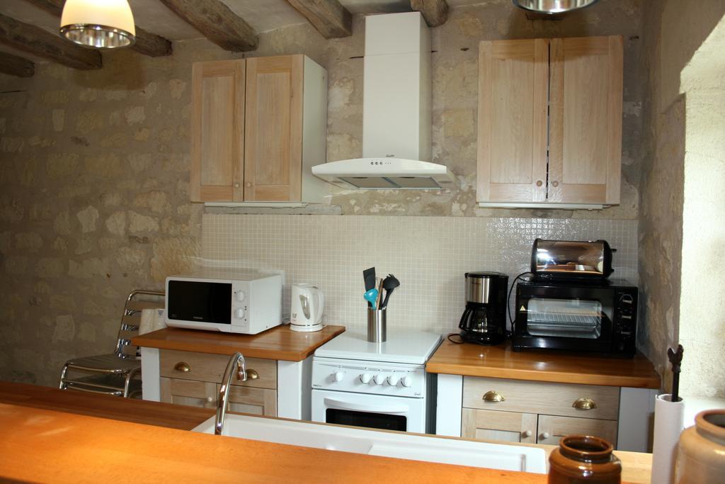 Gite Chateau De Chaintres Dampierre-sur-Loire 外观 照片